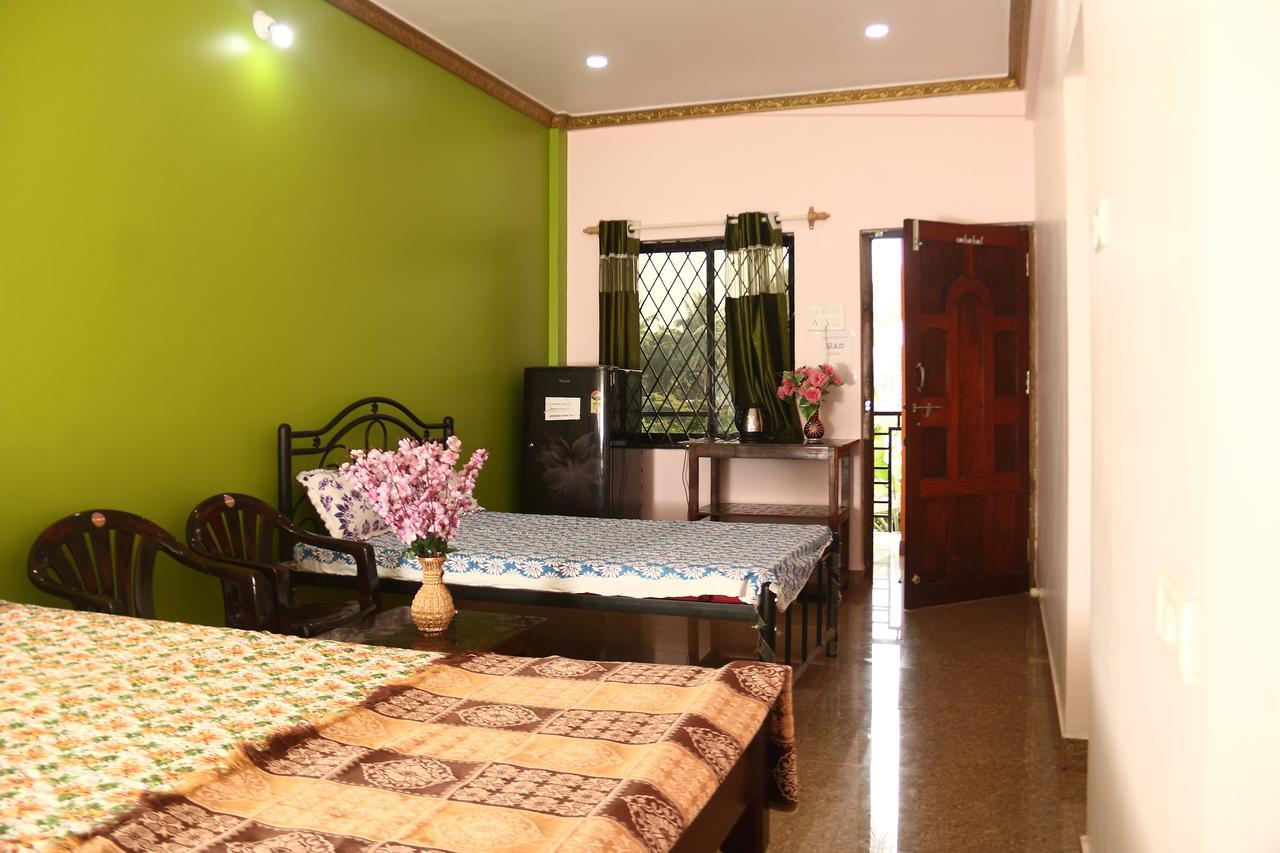 Sai Guru Guest House Anjuna Esterno foto