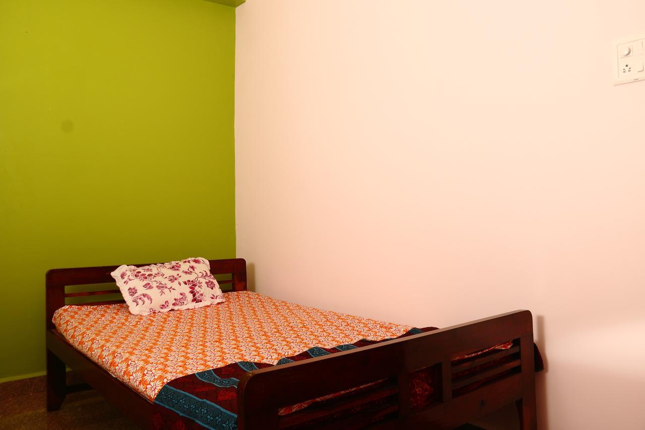Sai Guru Guest House Anjuna Esterno foto